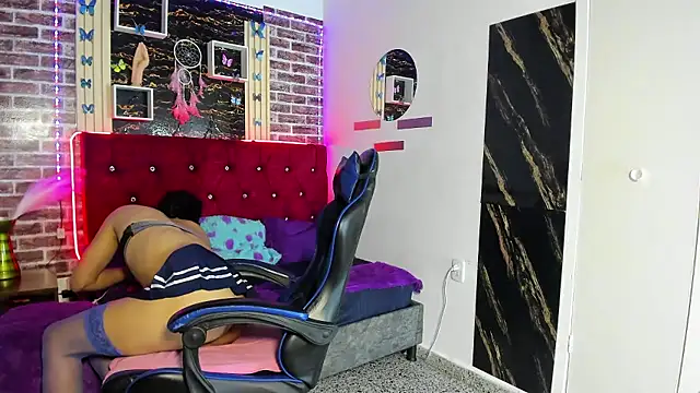 angelitasexxxhot online show from January 14, 12:25 am