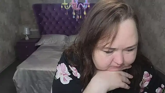 Eloisa Eliot online show from November 26, 1:11 pm