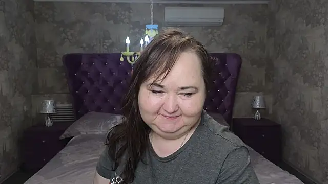 Eloisa Eliot online show from November 19, 11:10 am