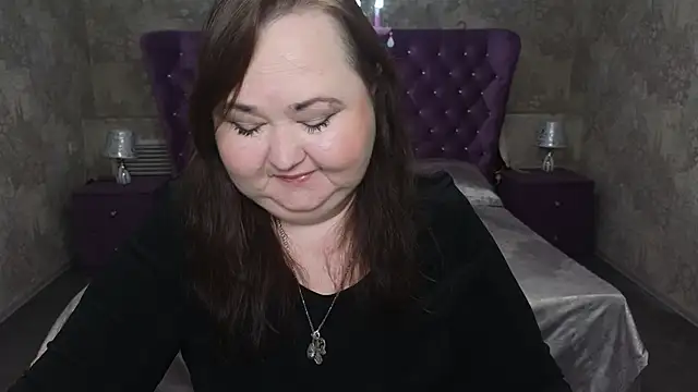 Eloisa Eliot online show from October 22, 3:55 pm