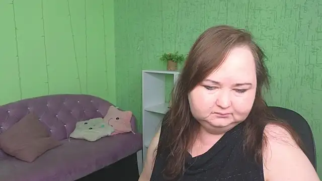 Eloisa Eliot online show from November 28, 4:40 pm