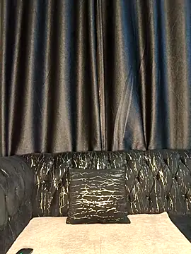 TinaFavourite online show from March 15, 6:48 pm