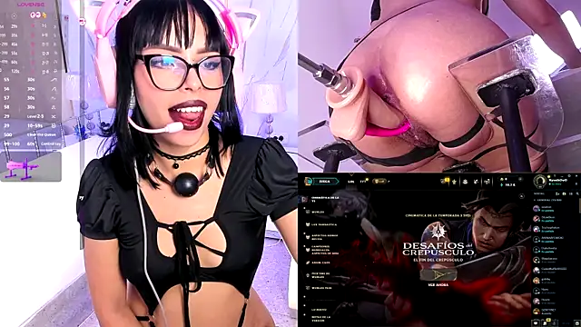 Snapshot of Nyveth chatting on November 8, 6:50 am Nyveth online show from November 8, 6:50 am