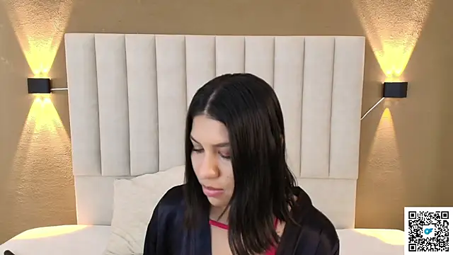 Snapshot of goddess_saori_ chatting on October 8, 9:37 pm goddess saori online show from October 8, 9:37 pm