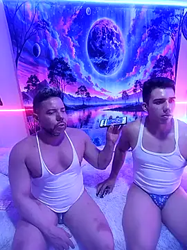 Liam forest  online show from February 23, 2:24 am