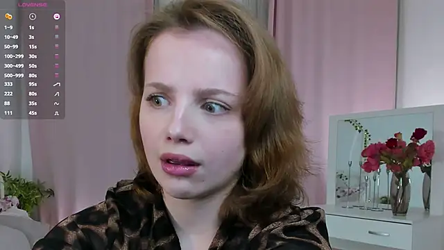 Snapshot of GabiMeshuggah chatting on February 4, 9:32 pm GabiMeshuggah online show from February 4, 9:32 pm