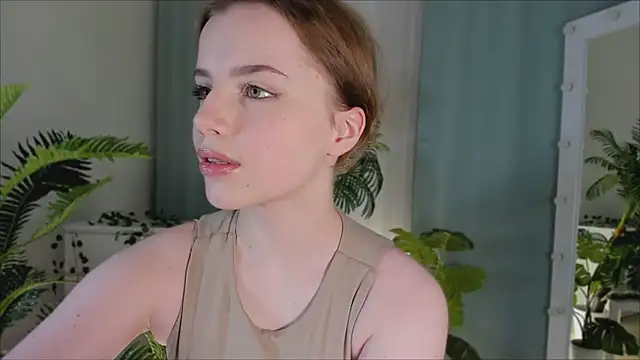 Snapshot of GabiMeshuggah chatting on February 7, 10:07 pm GabiMeshuggah online show from February 7, 10:07 pm