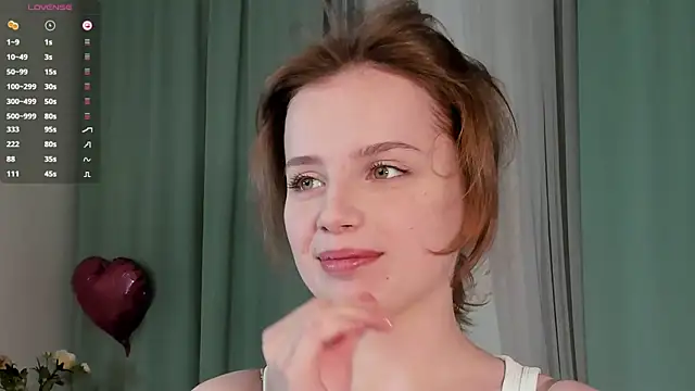 Snapshot of GabiMeshuggah chatting on February 20, 9:50 pm GabiMeshuggah online show from February 20, 9:50 pm