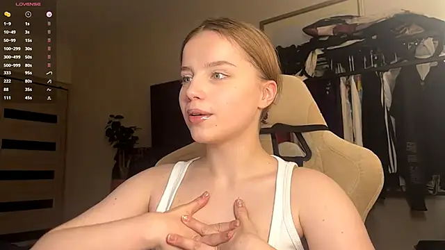 GabiMeshuggah online show from April 13, 10:08 am