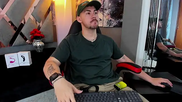 BrunoWalkerr online show from October 18, 1:02 pm
