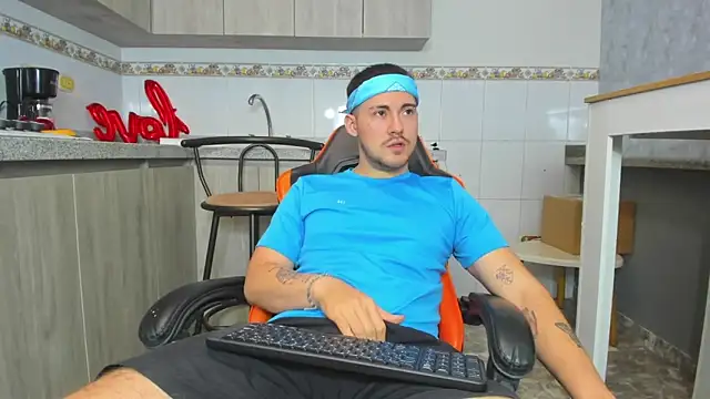 BrunoWalkerr online show from September 16, 1:01 pm