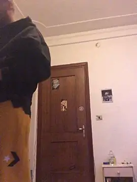 TORAKIKI79 online show from March 4, 7:10 pm