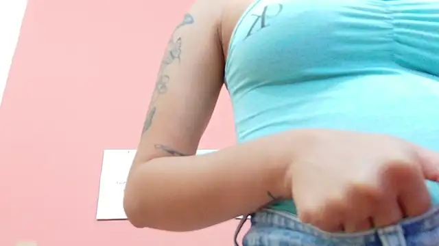 little beillis online show from October 26, 12:49 pm