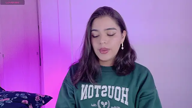 Snapshot of lizzywindsor chatting on March 2, 12:45 pm lizzywindsor online show from March 2, 12:45 pm