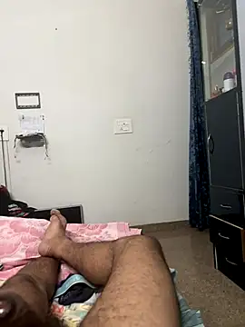 Snapshot of Hotguyforfun chatting on November 16, 12:10 pm Hotguyforfun online show from November 16, 12:10 pm