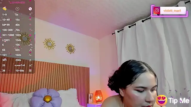 violett mae online show from April 1, 12:02 am