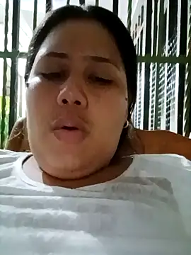 Snapshot of hera_and_kratos chatting on October 19, 2:47 am hera and kratos online show from October 19, 2:47 am