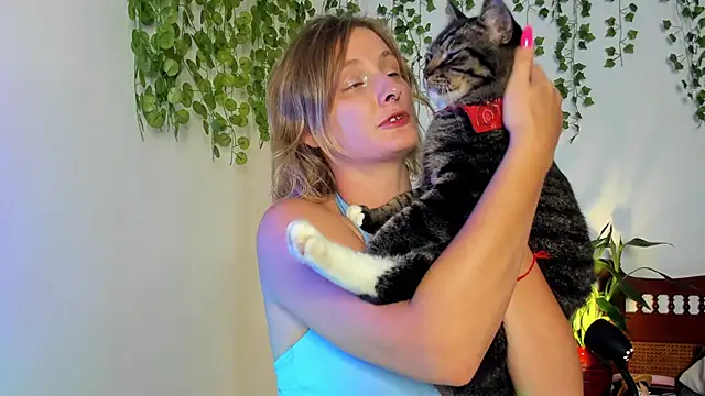 Ariana Spring online show from March 21, 6:03 am