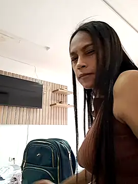 sarah garcia  online show from November 1, 7:19 pm