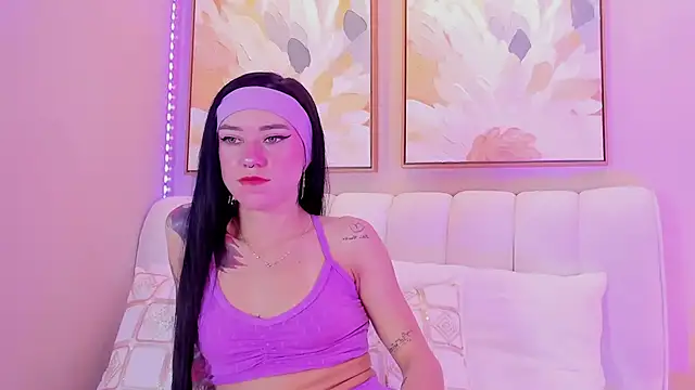 Snapshot of athziry_g chatting on February 26, 5:13 pm athziry g online show from February 26, 5:13 pm