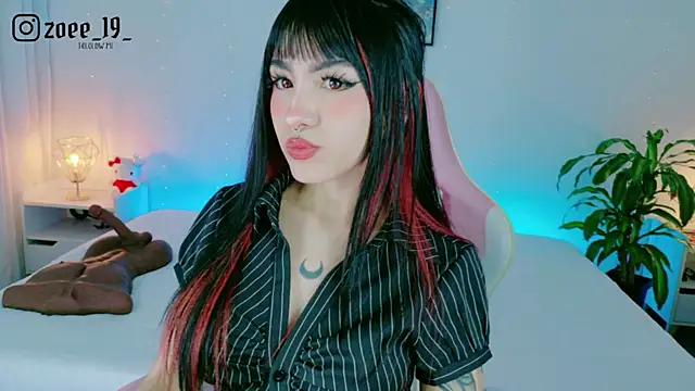 cuteezoe online show from April 12, 3:10 am