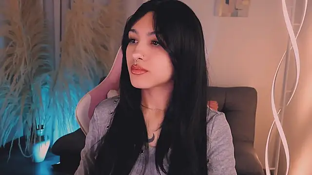 cuteezoe online show from November 29, 6:57 am