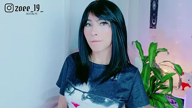 cuteezoe online show from June 1, 3:40 am