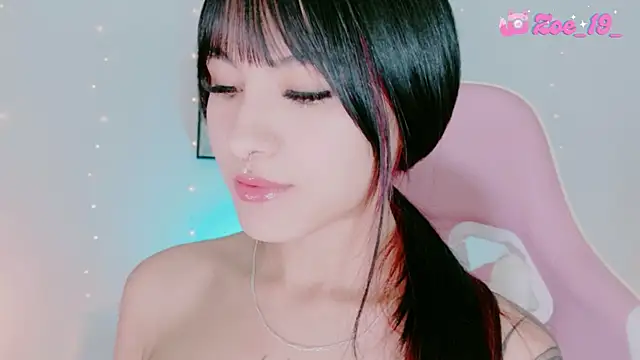 cuteezoe online show from January 13, 11:19 pm