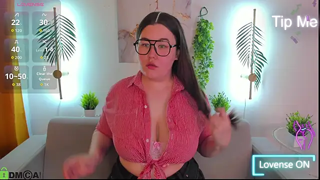 Tara Torres online show from November 7, 7:46 am