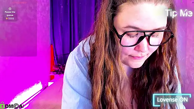 Tara Torres online show from November 5, 9:23 am