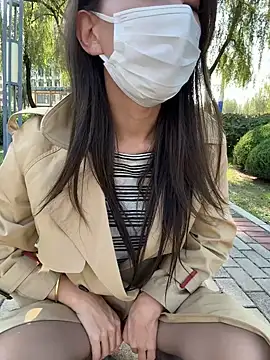 Snapshot of xiaoyue_zhibo chatting on October 2, 5:33 am xiaoyue zhibo online show from October 2, 5:33 am