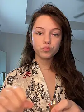 lilbbyily online show from June 9, 2:07 pm
