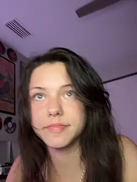 lilbbyily online show from May 7, 3:11 am