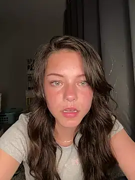 lilbbyily online show from April 30, 1:34 am