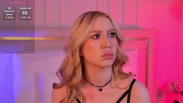 VelvetHell online show from October 8, 3:41 am