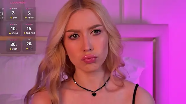 VelvetHell online show from October 22, 3:50 am