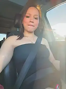 Mrs MrLove online show from November 7, 11:30 pm