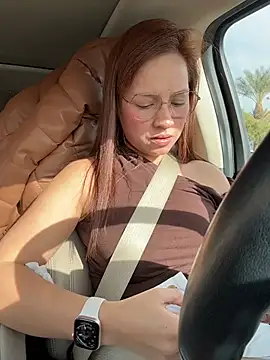 Mrs MrLove online show from February 9, 10:30 pm