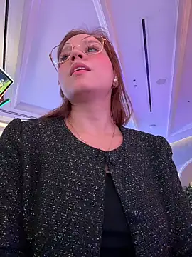 Mrs MrLove online show from March 2, 5:08 am