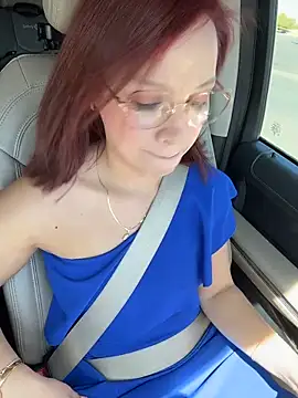 Mrs MrLove online show from April 7, 7:15 pm