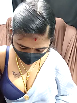 Snapshot of Tamil_Lotus chatting on October 17, 5:15 pm Tamil Lotus online show from October 17, 5:15 pm