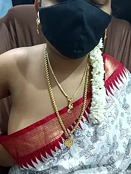 Snapshot of Tamil_Lotus chatting on November 11, 5:52 pm Tamil Lotus online show from November 11, 5:52 pm