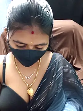 Snapshot of Tamil_Lotus chatting on February 12, 5:02 pm Tamil Lotus online show from February 12, 5:02 pm