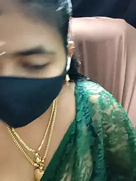 Snapshot of Tamil_Lotus chatting on February 14, 5:24 pm Tamil Lotus online show from February 14, 5:24 pm