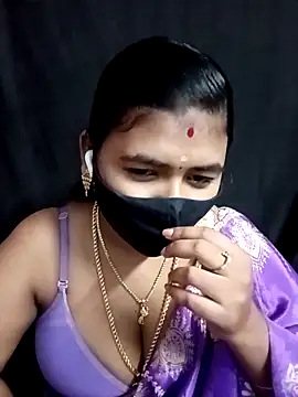 Snapshot of Tamil_Lotus chatting on September 18, 6:00 pm Tamil Lotus online show from September 18, 6:00 pm