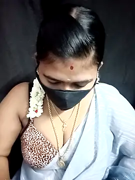 Snapshot of Tamil_Lotus chatting on September 24, 5:41 pm Tamil Lotus online show from September 24, 5:41 pm