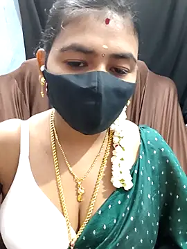 Snapshot of Tamil_Lotus chatting on November 10, 5:18 pm Tamil Lotus online show from November 10, 5:18 pm