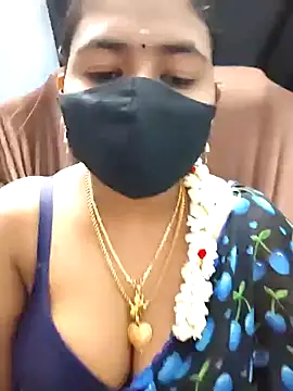 Snapshot of Tamil_Lotus chatting on February 6, 4:58 pm Tamil Lotus online show from February 6, 4:58 pm