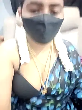 Snapshot of Tamil_Lotus chatting on September 30, 5:30 pm Tamil Lotus online show from September 30, 5:30 pm