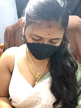 Snapshot of Tamil_Lotus chatting on February 23, 5:02 pm Tamil Lotus online show from February 23, 5:02 pm